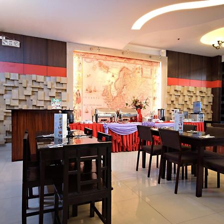Eurotel Makati Makati City Exteriér fotografie