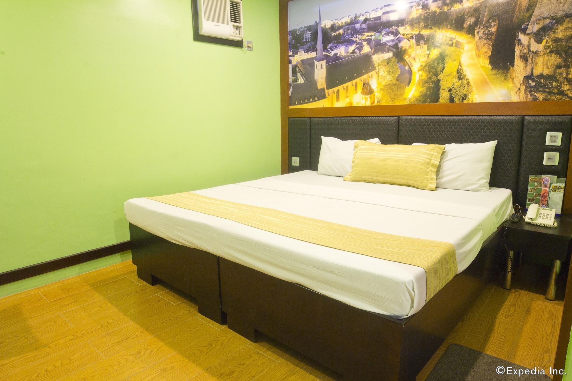 Eurotel Makati Makati City Exteriér fotografie