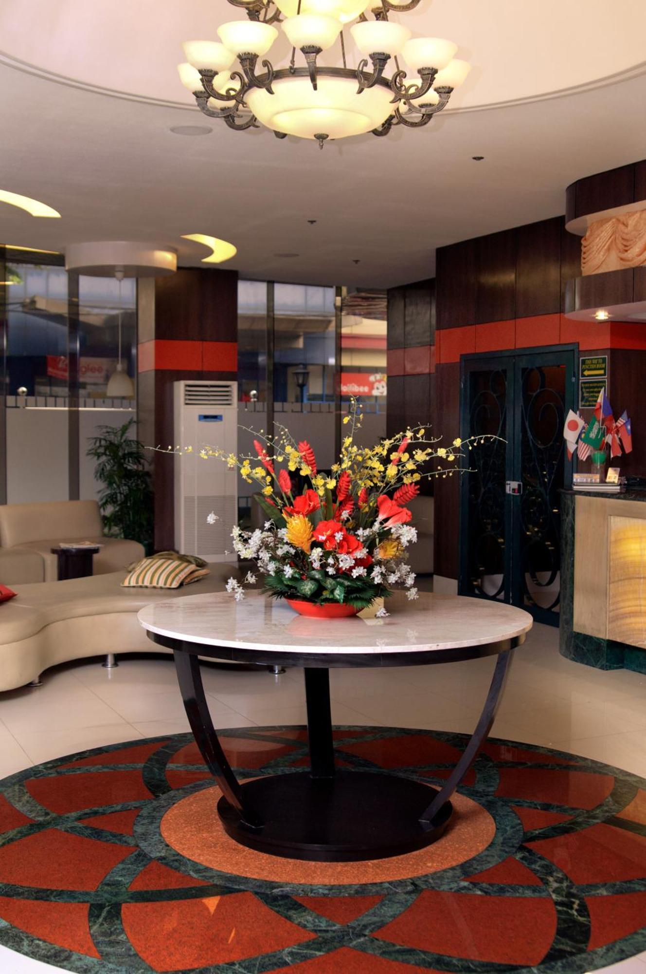 Eurotel Makati Makati City Exteriér fotografie